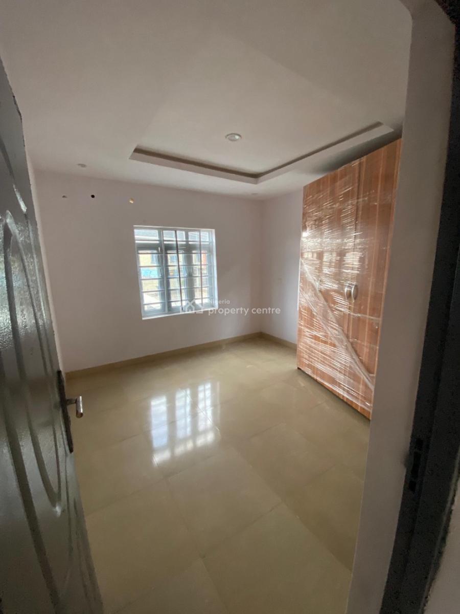 Sharp and Clean Room and Parlour, Adewale Estate, Ajah, Lagos, Flat / Apartment for Rent