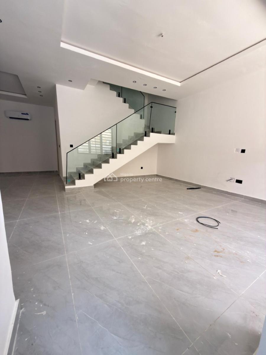 Newly Built 3 Bedroom Maisonette with Bq, Lekki Phase 1, Lekki, Lagos, House for Rent