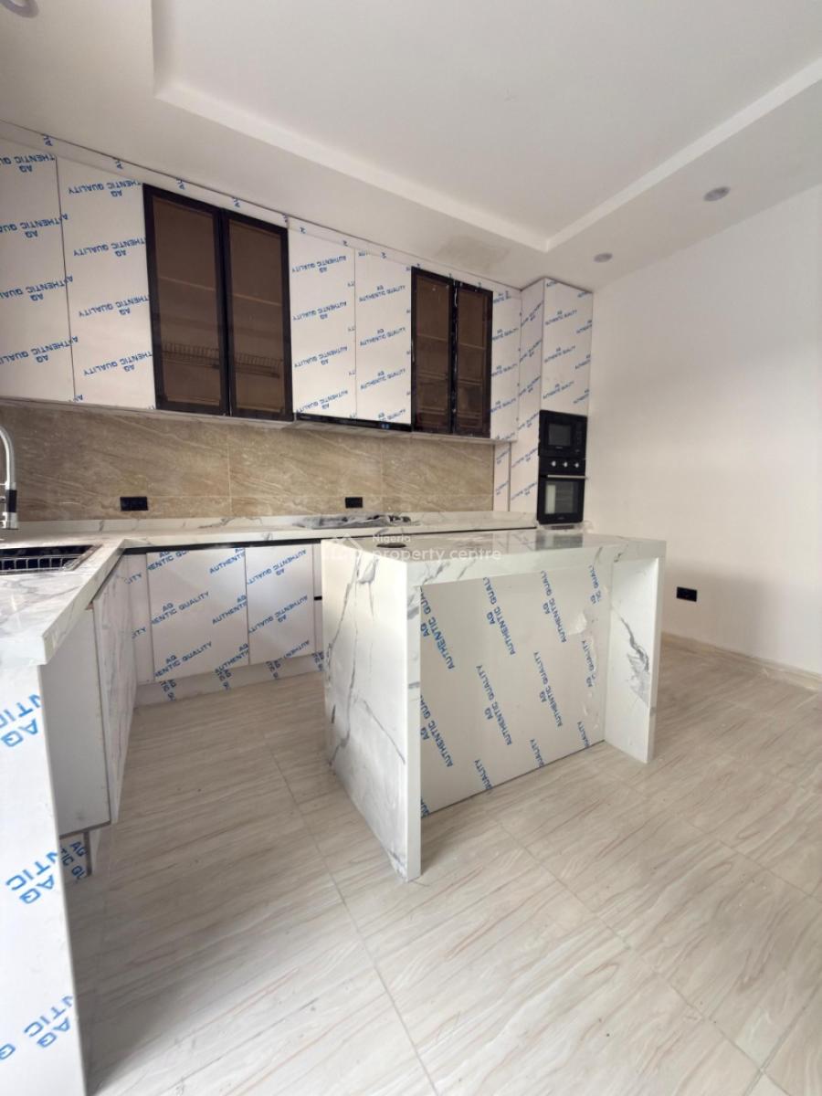 Newly Built 3 Bedroom Maisonette with Bq, Lekki Phase 1, Lekki, Lagos, House for Rent