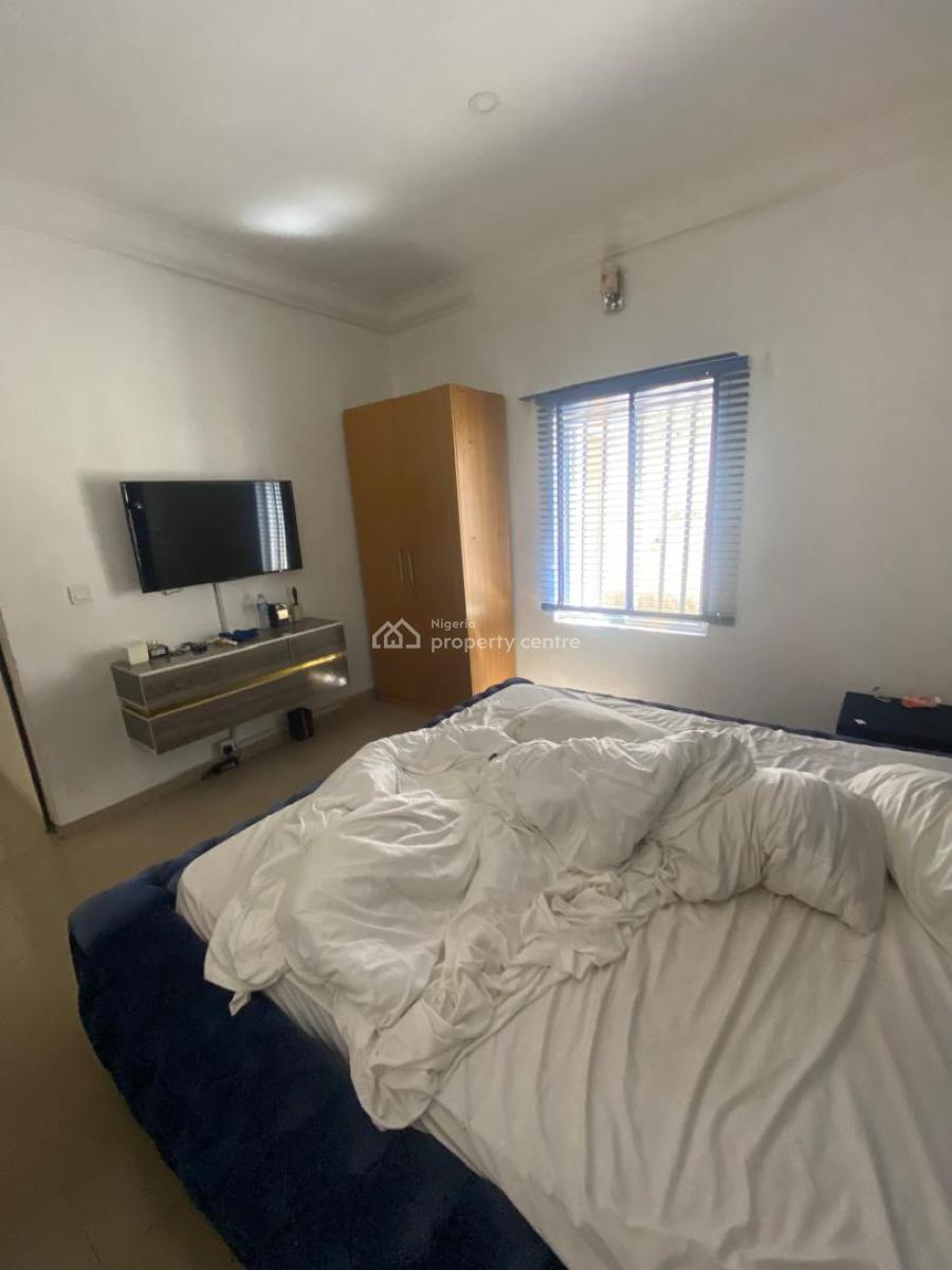 Self Serviced 2 Bedrooms Apartment, Lekki Right, Lekki Phase 1, Lekki, Lagos, Flat / Apartment for Rent