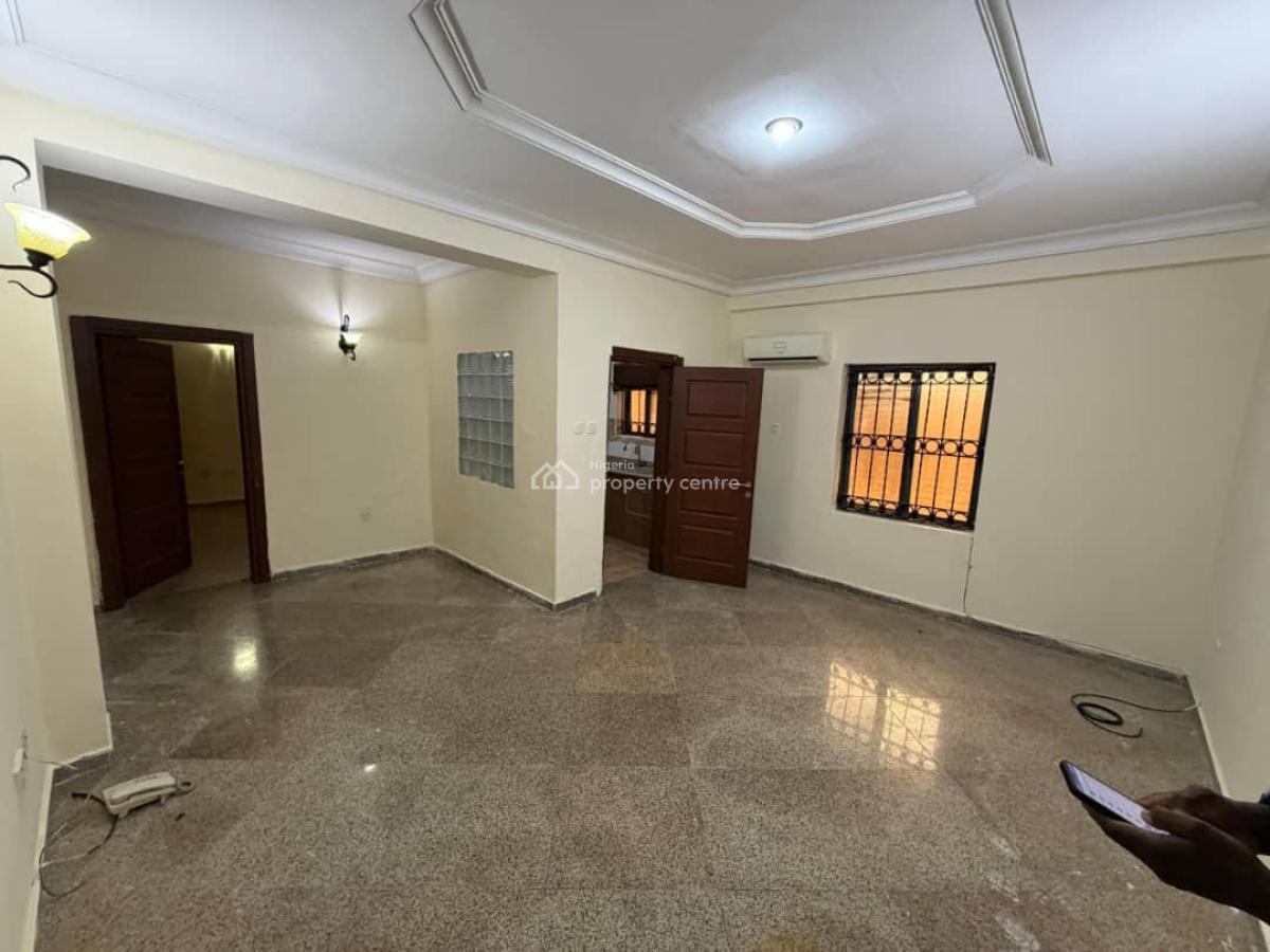 Nice and Fully Serviced 1 Bedroom Apartment with a Pool  Location: Vic, Lekki Phase 1, Lekki, Lagos, Mini Flat (room and Parlour) for Rent