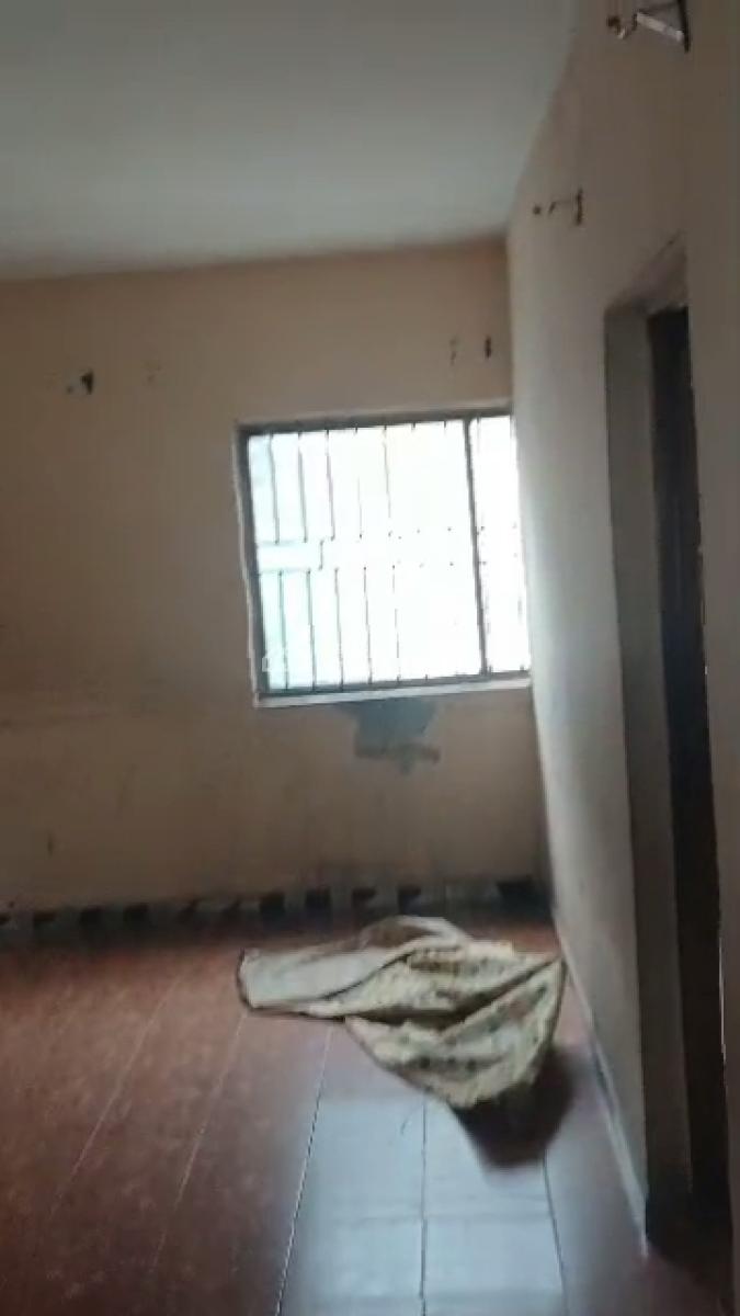 3 Bedroom Apartment in an Estate, Off College Road, Ogba, Ikeja, Lagos, Flat / Apartment for Rent