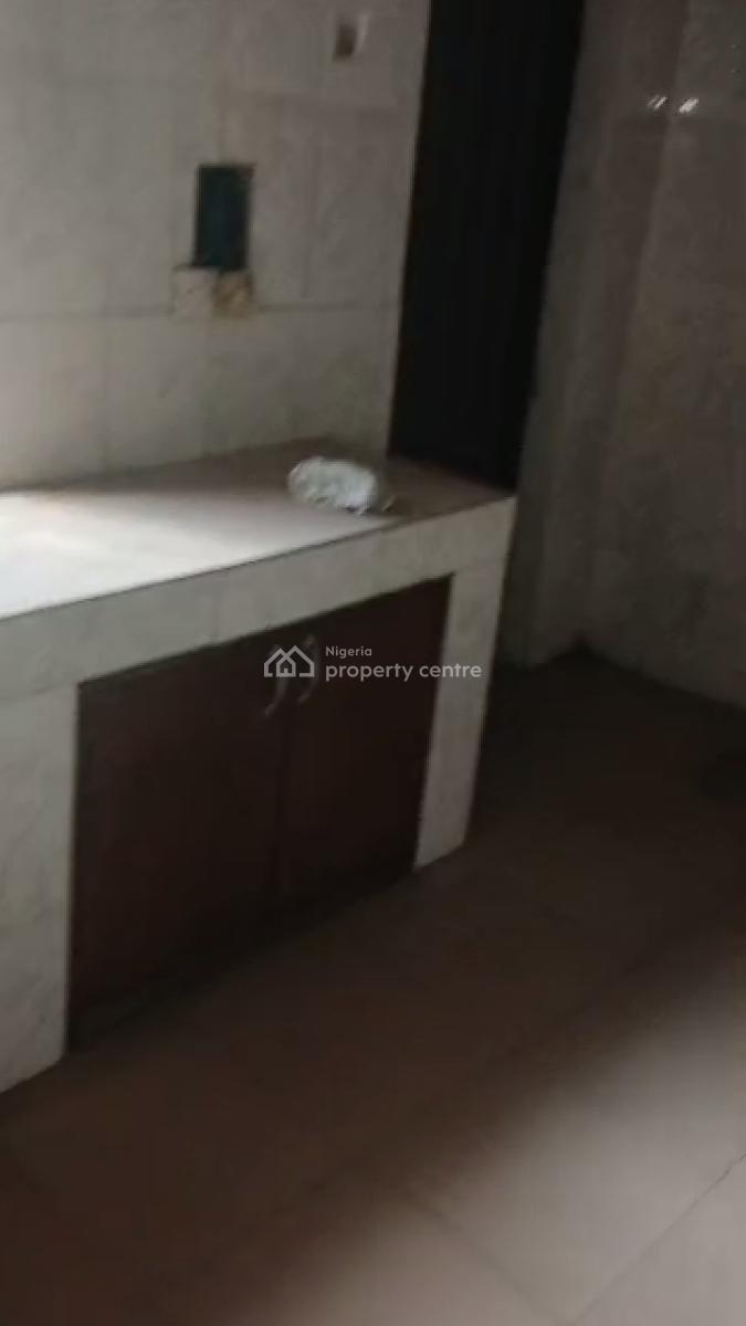 3 Bedroom Apartment in an Estate, Off College Road, Ogba, Ikeja, Lagos, Flat / Apartment for Rent