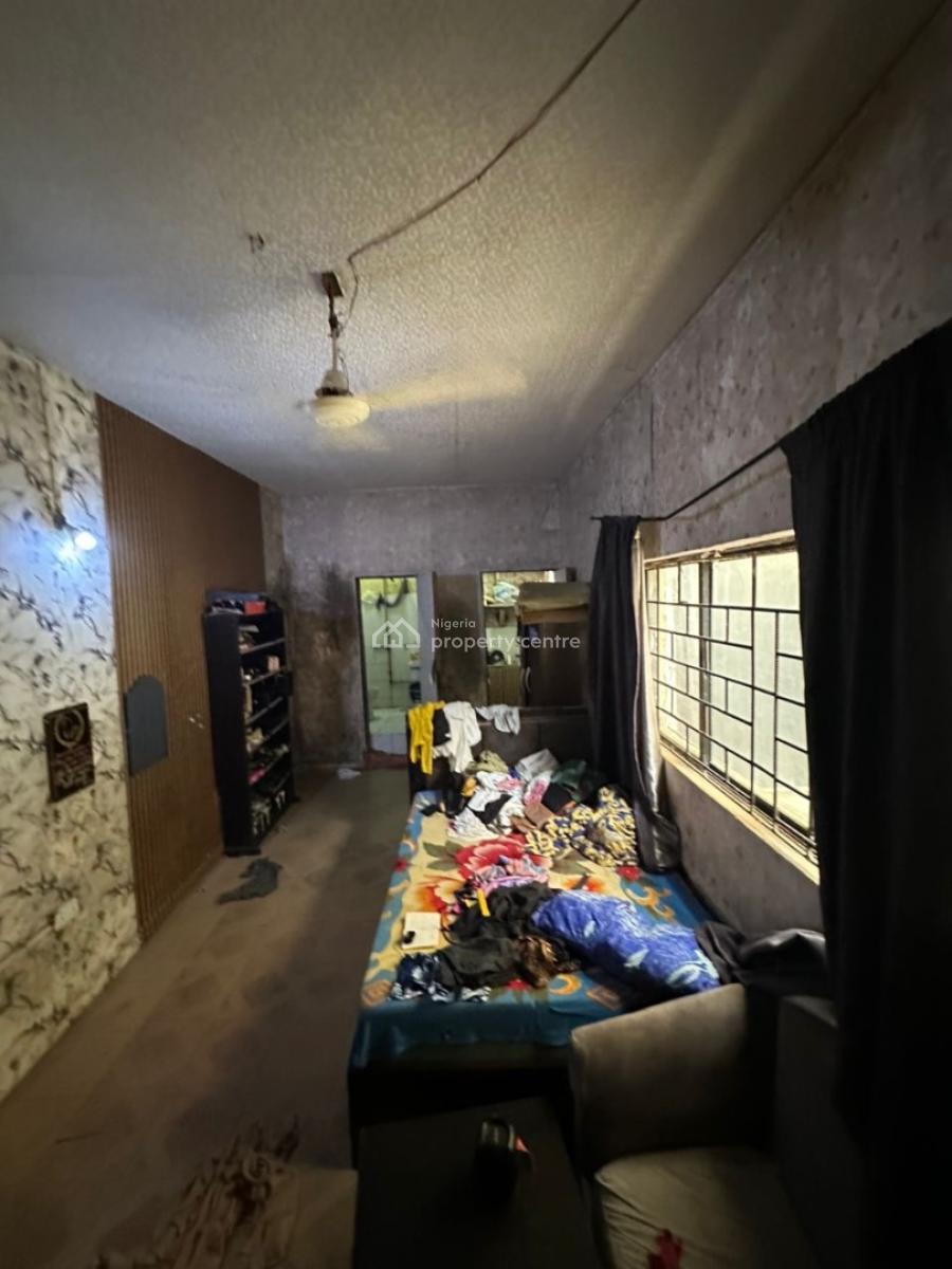 a Clean Self Contain in a Serene Environment, 6th Avenue, Gwarinpa, Abuja, Self Contain (single Rooms) for Rent
