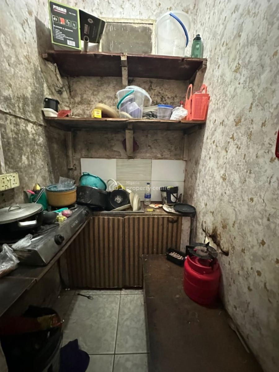a Clean Self Contain in a Serene Environment, 6th Avenue, Gwarinpa, Abuja, Self Contain (single Rooms) for Rent