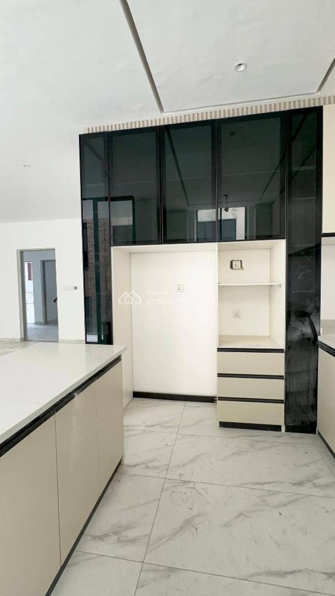 Luxury 2 Bedroom Apartment, Lekki Right, Lekki Phase 1, Lekki, Lagos, Flat / Apartment for Sale