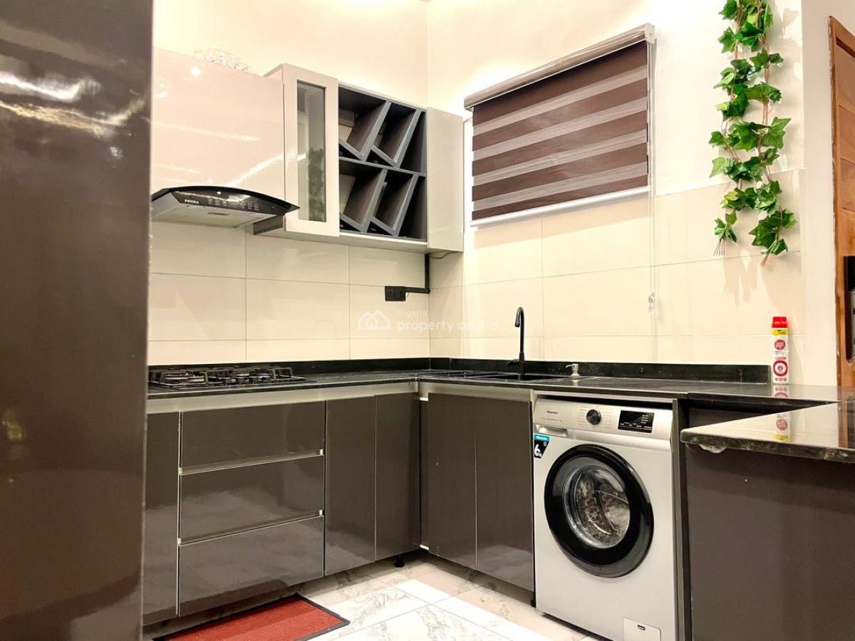 Fully Furnished 2bedroom Apartment with Pool, Ilasan, Lekki, Lagos, Flat / Apartment for Rent