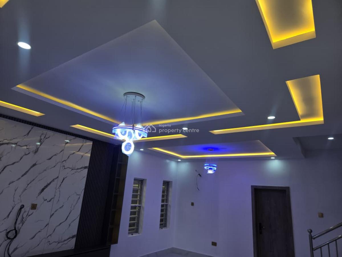 Tastefully 4 Bed Duplex in Gowon Estate, Gowon Estate, Egbeda, Alimosho, Lagos, Detached Duplex for Sale