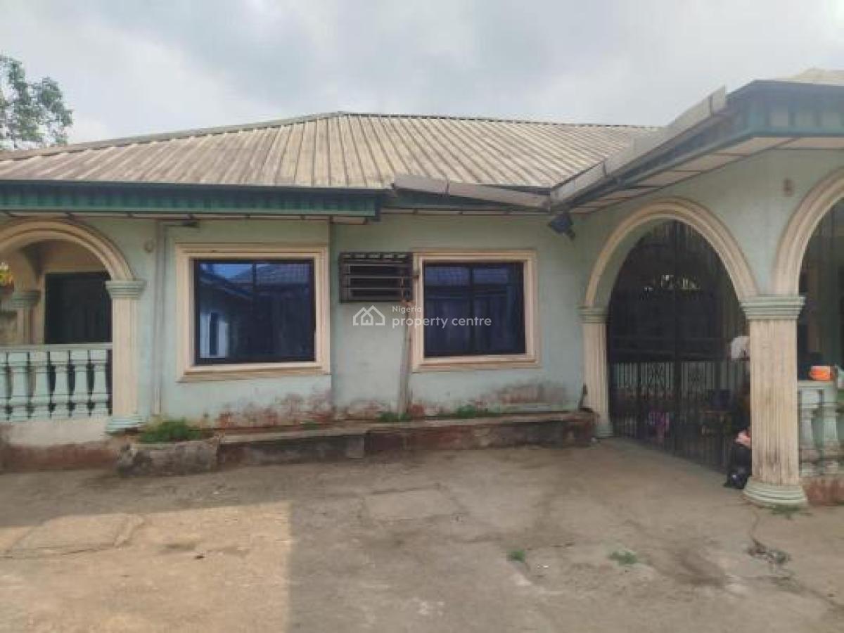 Mixed Units Property, Osongama Estate, Uyo, Akwa Ibom, Block of Flats for Sale