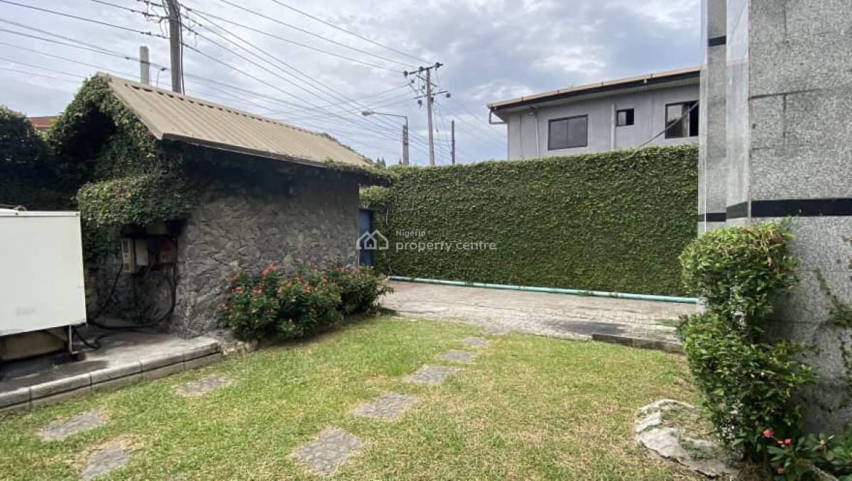 Nicely Finished 4 Bedroom Semi-detached House with a Room Bq, Lekki Phase 1, Lekki, Lagos, Semi-detached Duplex for Sale