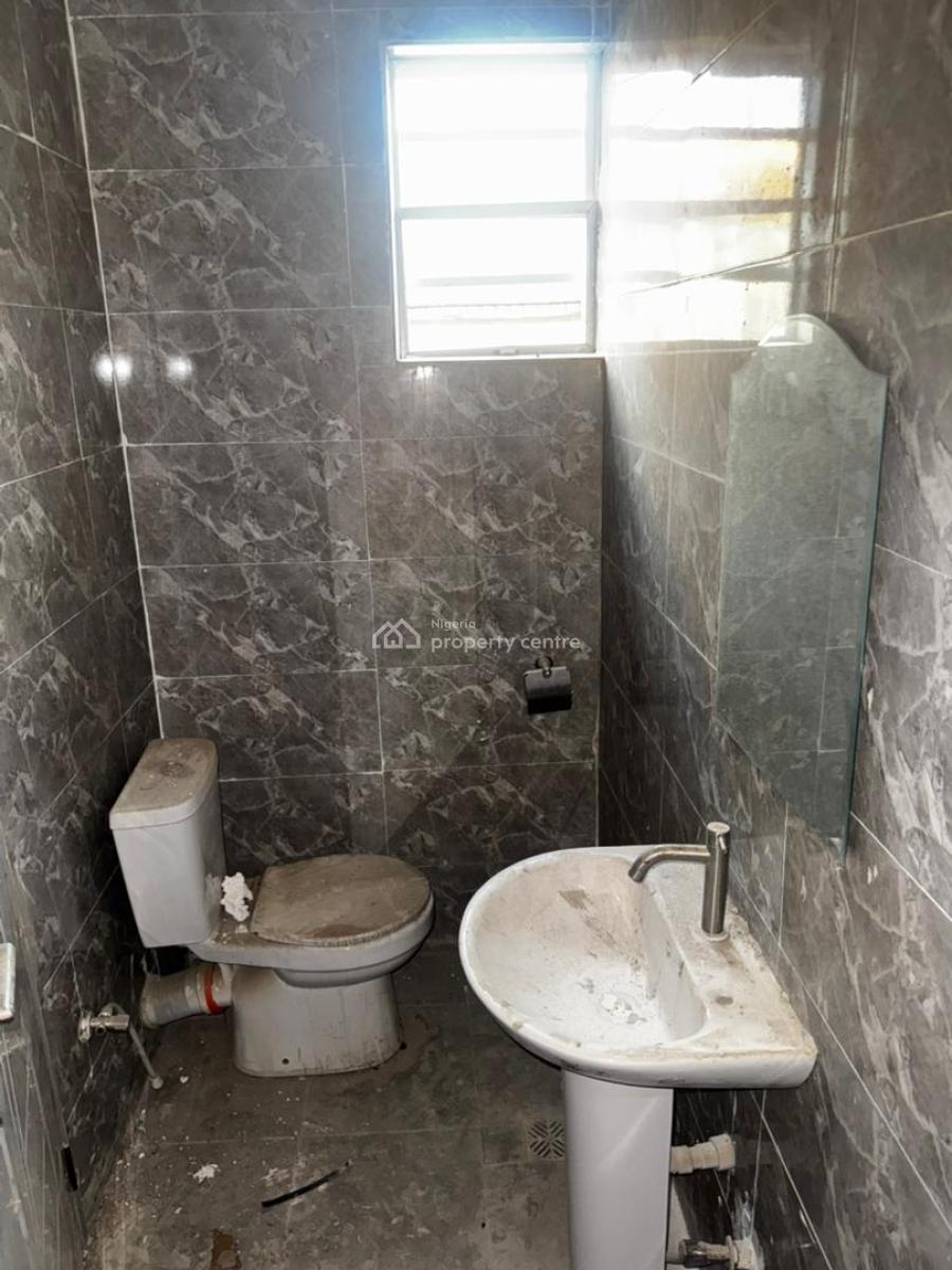 Luxury 3-bedroom Flat with Excellent Facility, Ogombo, Ajah, Lagos, Flat / Apartment for Rent