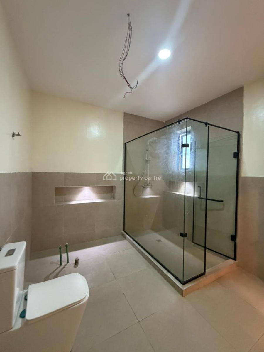 *one of a Kind 4 Bedroom Semi Detached with, Lekki Phase 1, Lekki, Lagos, Semi-detached Duplex for Sale