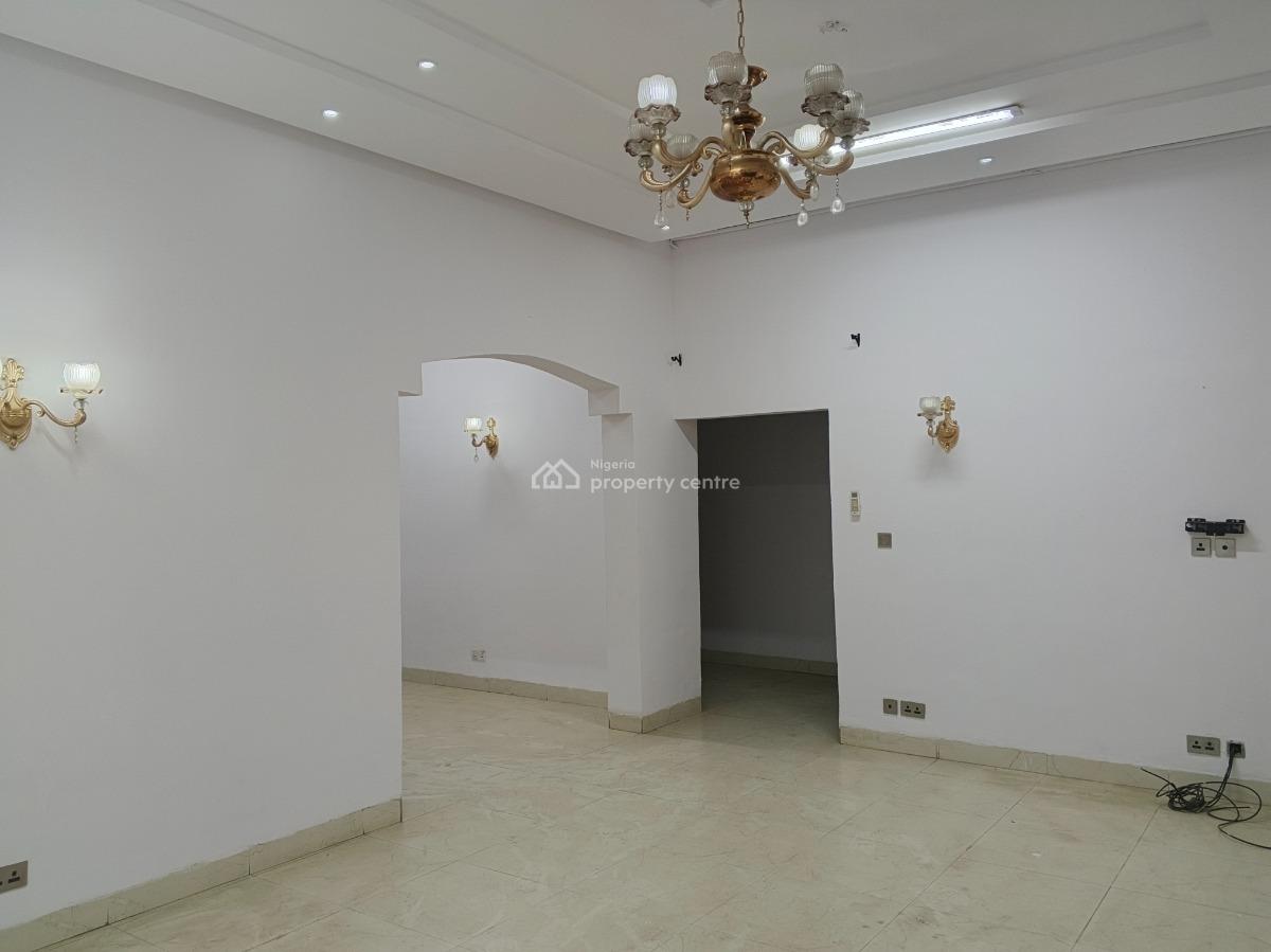 Relatively New 3 Bedroom Flat Located in a Serene Secured Neighborhood, Ikeja Gra, Ikeja Gra, Ikeja, Lagos, House for Rent