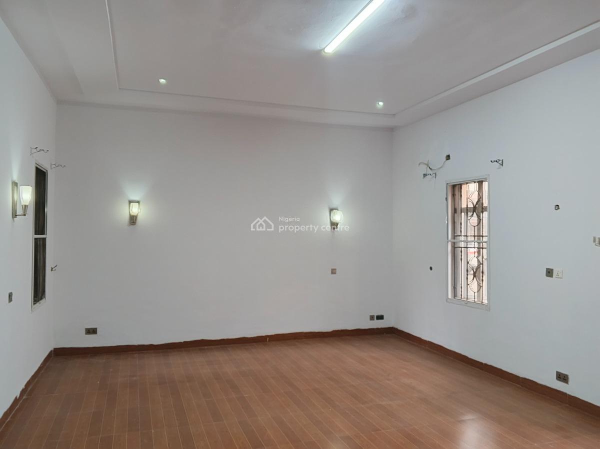 Relatively New 3 Bedroom Flat Located in a Serene Secured Neighborhood, Ikeja Gra, Ikeja Gra, Ikeja, Lagos, House for Rent
