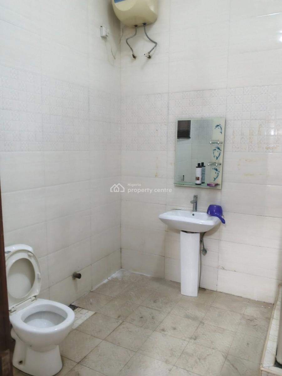 Relatively New 3 Bedroom Flat Located in a Serene Secured Neighborhood, Ikeja Gra, Ikeja Gra, Ikeja, Lagos, House for Rent