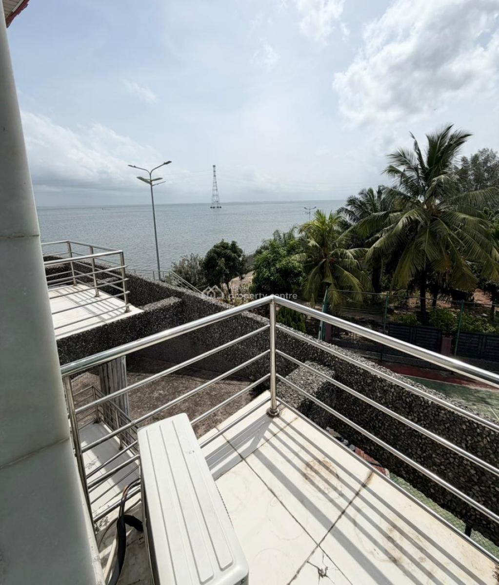 for Lease --- Premium Waterfront 3 Bedroom Apartment with Bq in Ikoyi, Ikoyi, Ikoyi, Lagos, Flat / Apartment for Rent
