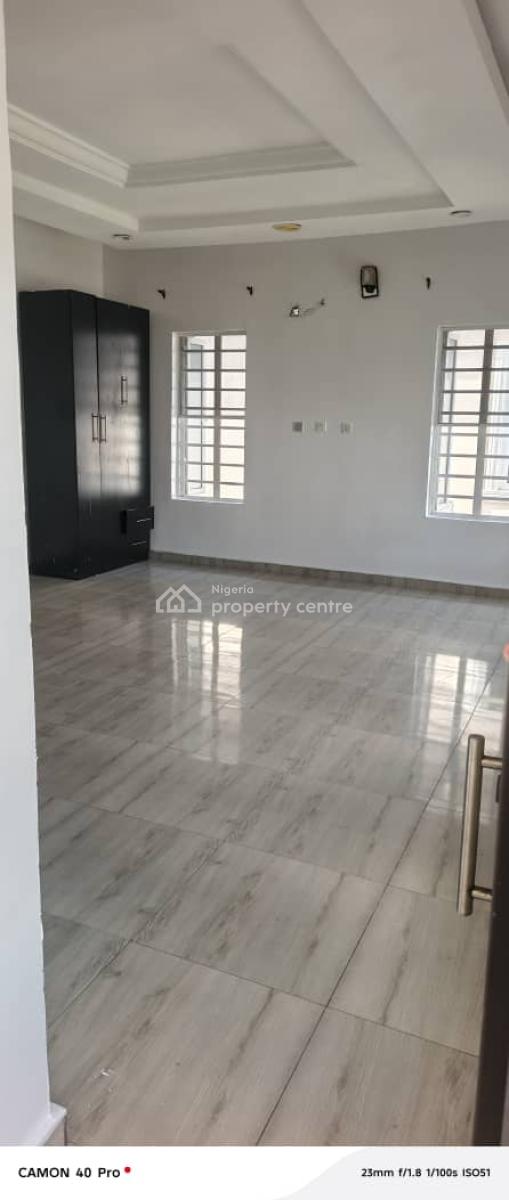Luxury Master Studio Self Contain with Excel, Orchid Road, Lekki Phase 2, Lekki, Lagos, Self Contain (single Rooms) for Rent