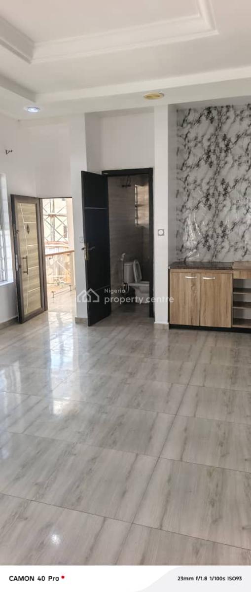 Luxury Master Studio Self Contain with Excel, Orchid Road, Lekki Phase 2, Lekki, Lagos, Self Contain (single Rooms) for Rent