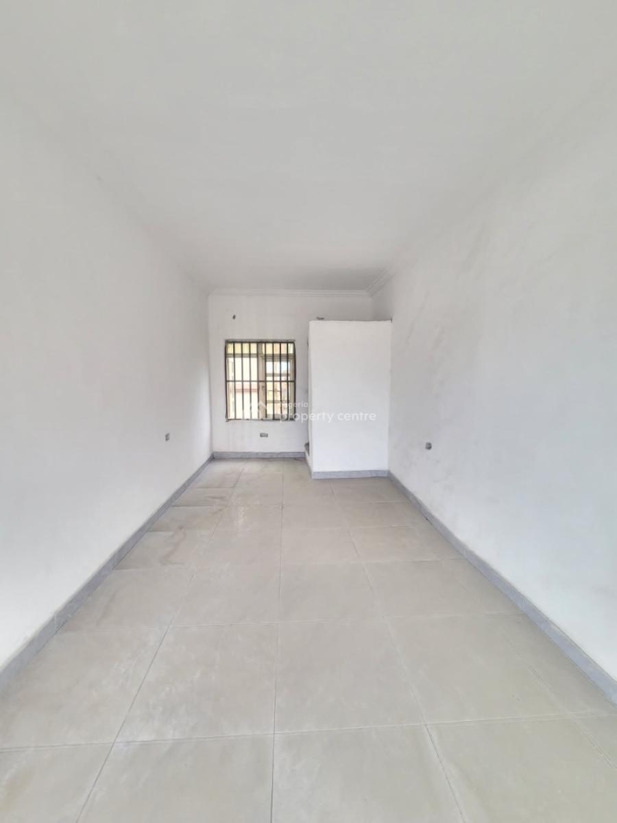 Standard Shop/office Space Facing The Major Road, Thomas Estate, Ajah, Lagos, Office Space for Sale