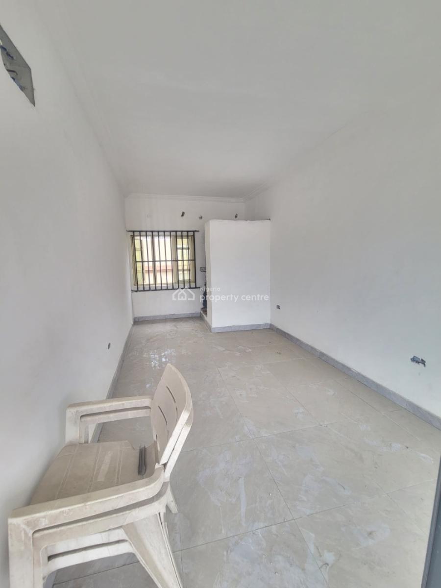 Standard Shop/office Space Facing The Major Road, Thomas Estate, Ajah, Lagos, Office Space for Sale