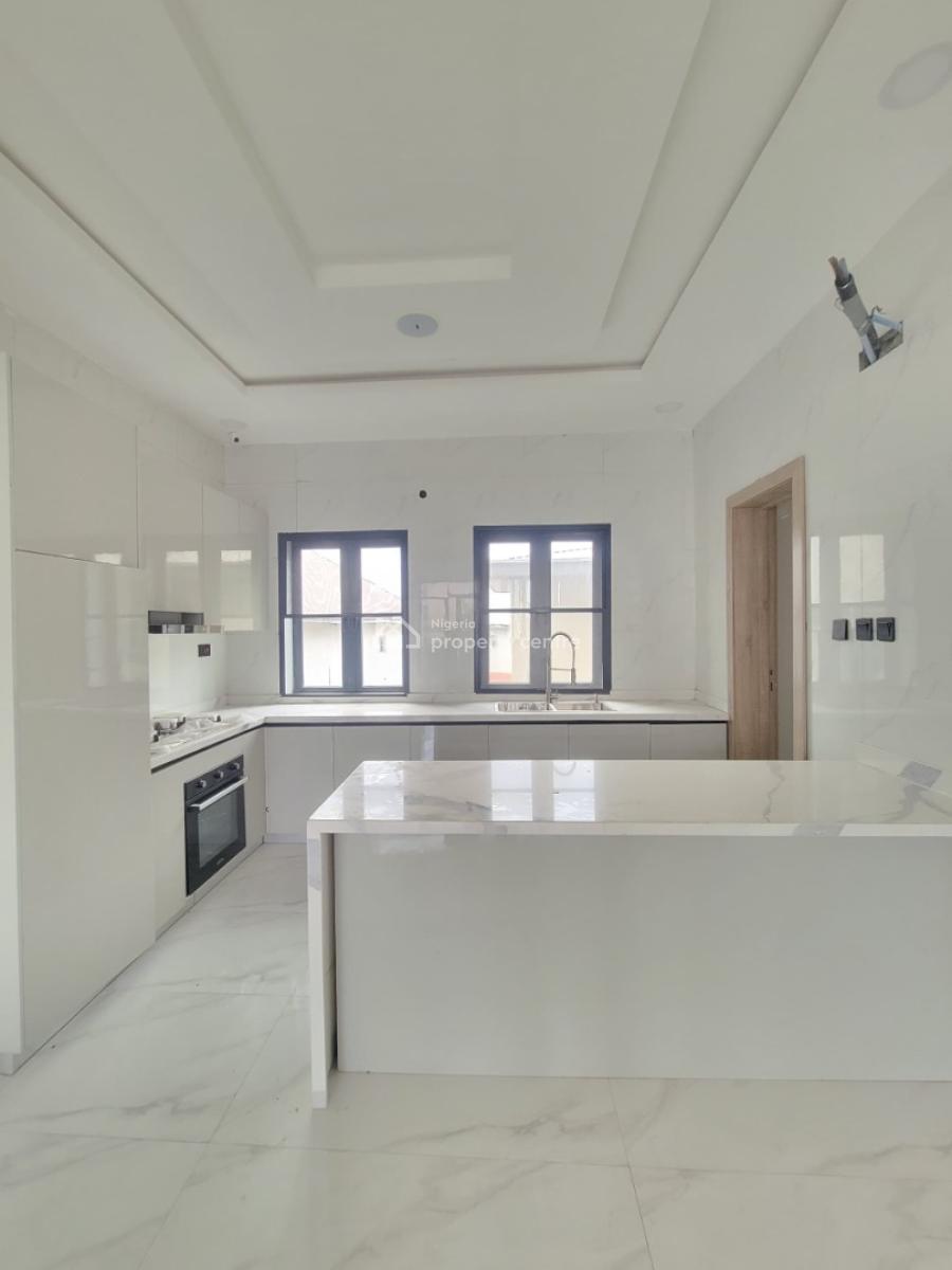 Clean and Spacious 5 Bedroom Terrace Duplex, Thomas Estate, Ajah, Lagos, Terraced Duplex for Sale