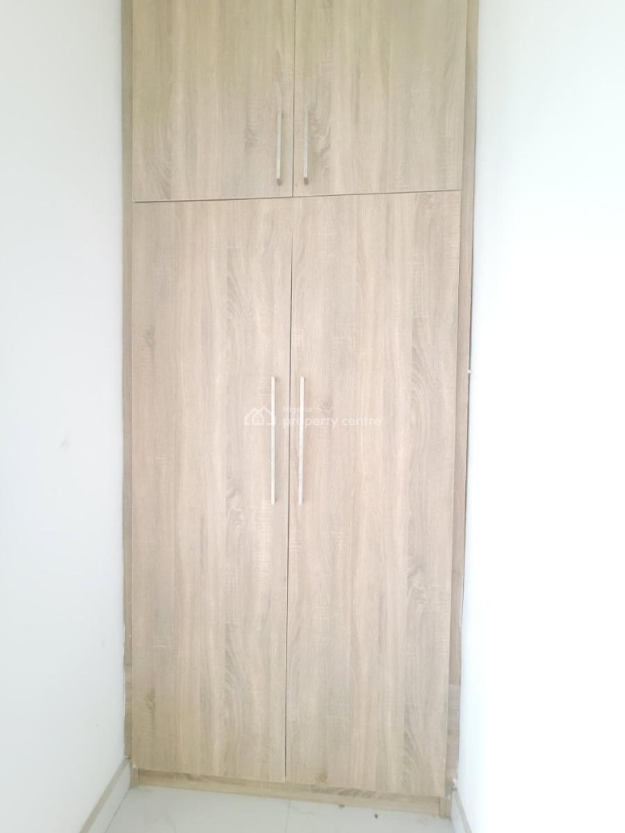 Clean and Spacious 5 Bedroom Terrace Duplex, Thomas Estate, Ajah, Lagos, Terraced Duplex for Sale