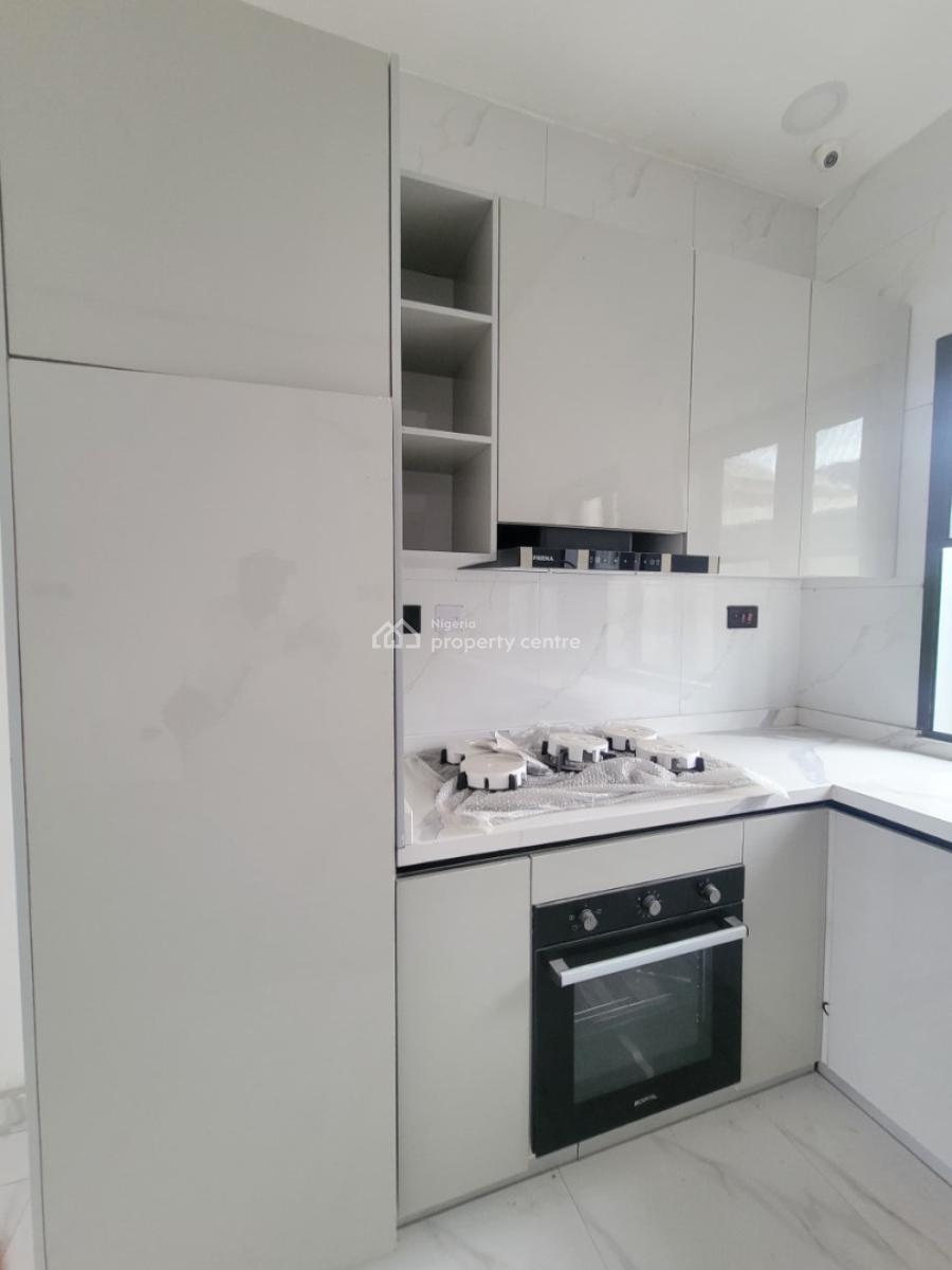 Clean and Spacious 5 Bedroom Terrace Duplex, Thomas Estate, Ajah, Lagos, Terraced Duplex for Sale