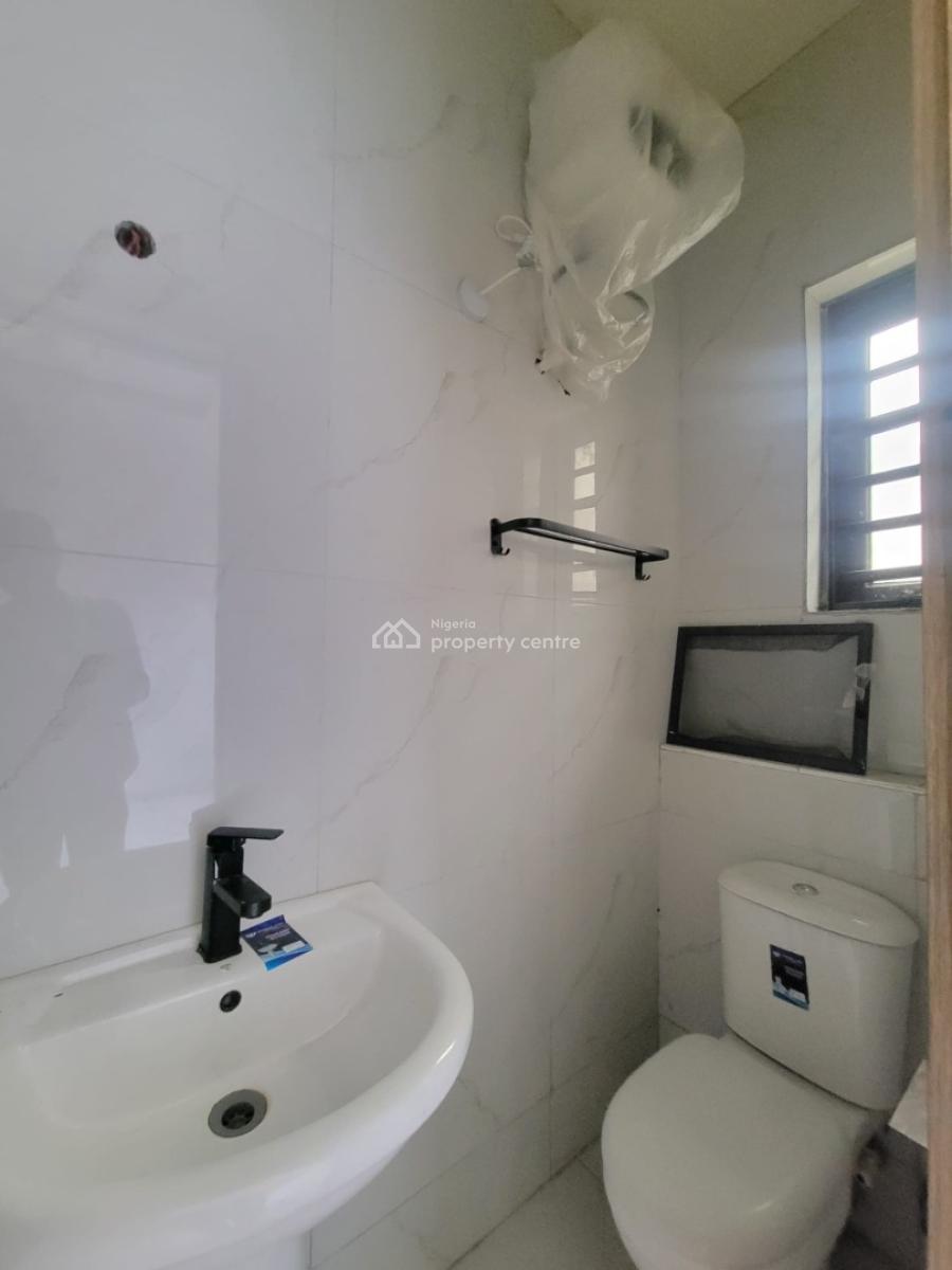 Clean and Spacious 5 Bedroom Terrace Duplex, Thomas Estate, Ajah, Lagos, Terraced Duplex for Sale