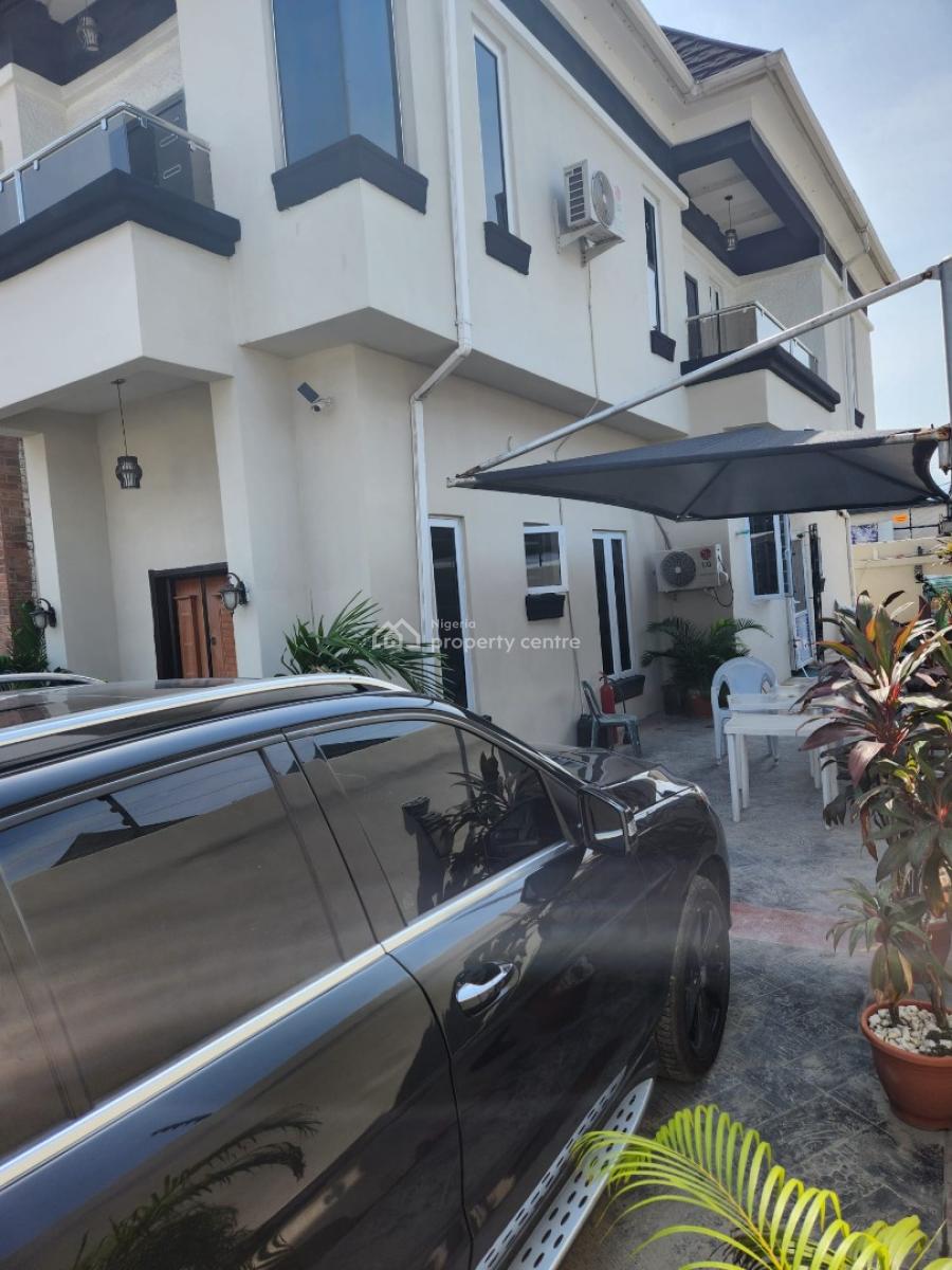 Fully Furnished and Fully Detached Stand Alone 4 Bedrooms Duplex Comeg, Thomas Estate, Lekki Phase 2, Lekki, Lagos, Detached Duplex for Sale