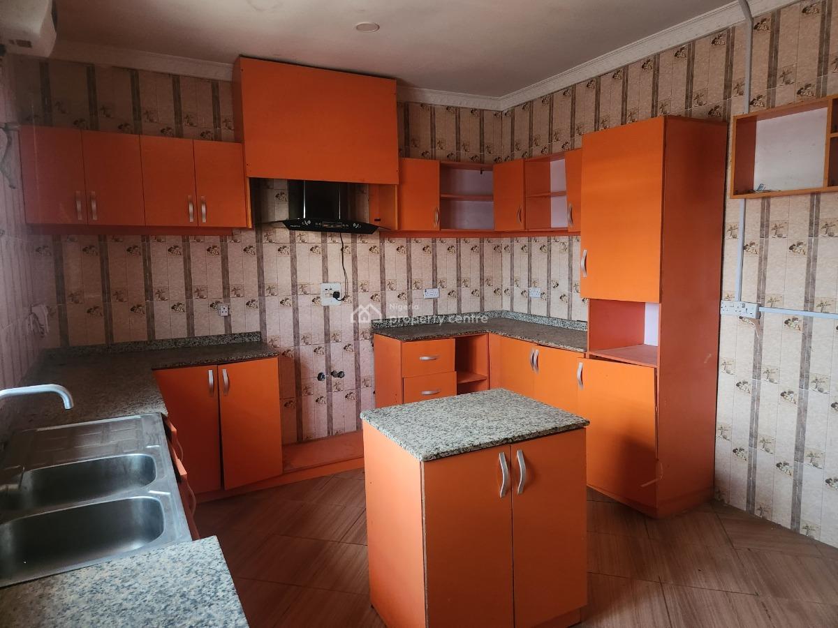 Classic 3 Bedroom on 2 Plots of Land, After Aliri Off Olorunda Abaa-akobo Road, Akobo, Ibadan, Oyo, Detached Bungalow for Sale