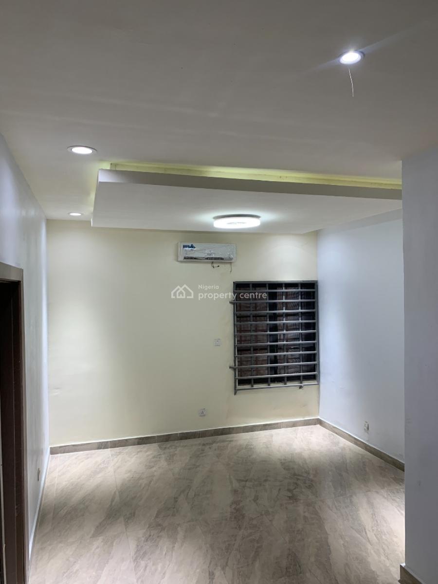 Newly Built 5 Bedrooms Terrace House with Bq, Alalubosa, Ibadan, Oyo, Terraced Duplex for Sale