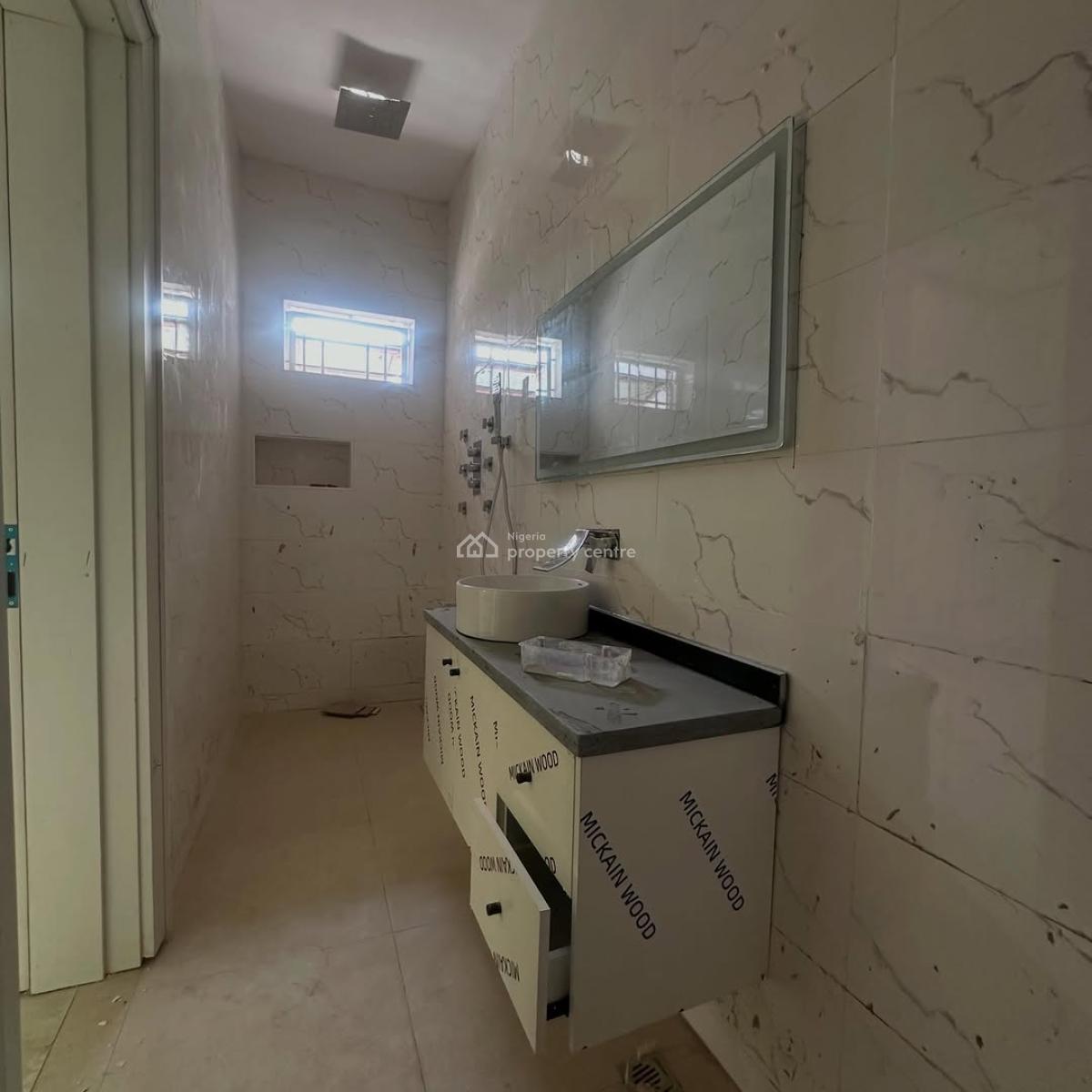 New 4 Bedroom Terrace Duplex+ Bq, Guzape Abuja, Guzape District, Abuja, Terraced Duplex for Sale