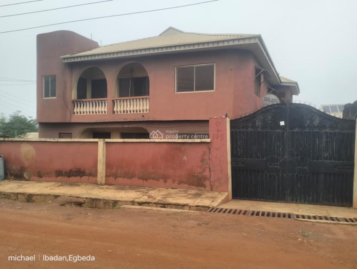 4 Units of 3 Bedrooms, Celica, Alakia, Ibadan, Oyo, Block of Flats for Sale