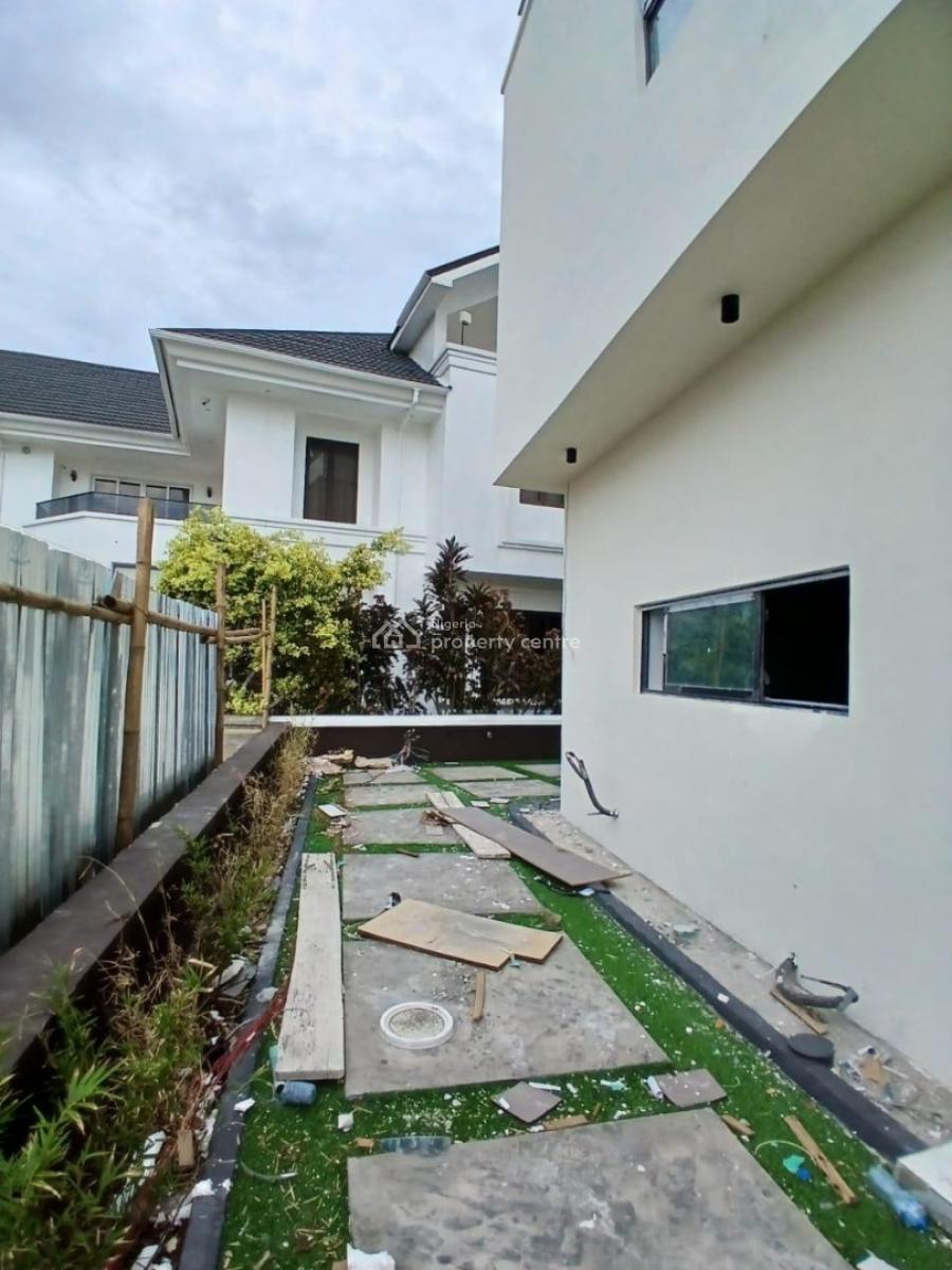 5 Bedrooms Townhouse with Elevator, Ac, Bq, Cowrie Creek Estate, Ikate, Lekki, Lagos, Semi-detached Duplex for Rent