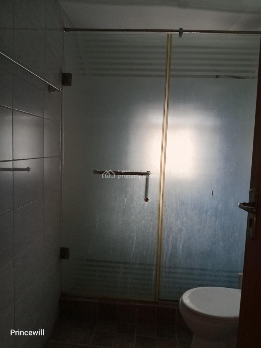 a Single Room Penthouse Without Bq, Off Adewunmi Adebimpe Drive, Lekki Phase 1, Lekki, Lagos, Flat / Apartment for Rent
