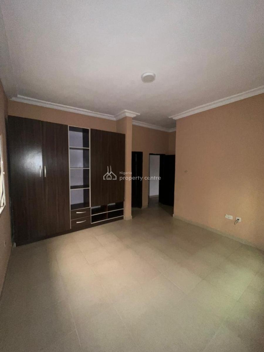 Spacious 3 Bedrooms Ground Floor Apartment in Prime Axis, Chevron Axis, Lekki, Lagos, Flat / Apartment for Rent