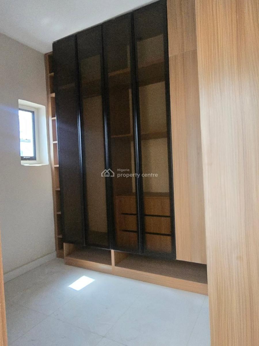 5 Bedrooms Detached Duplex with Bq, Jahi, Abuja, Detached Duplex for Sale