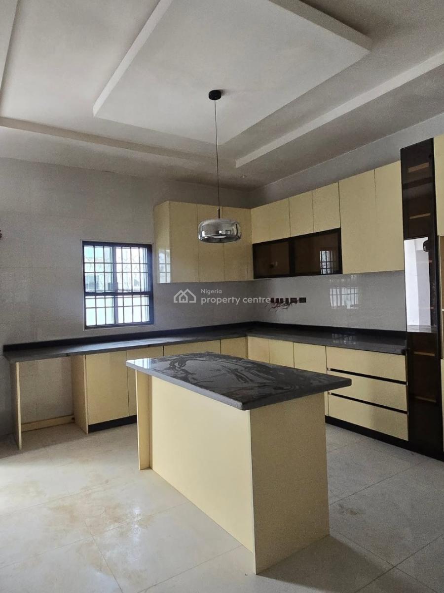 5 Bedrooms Detached Duplex with Bq, Jahi, Abuja, Detached Duplex for Sale