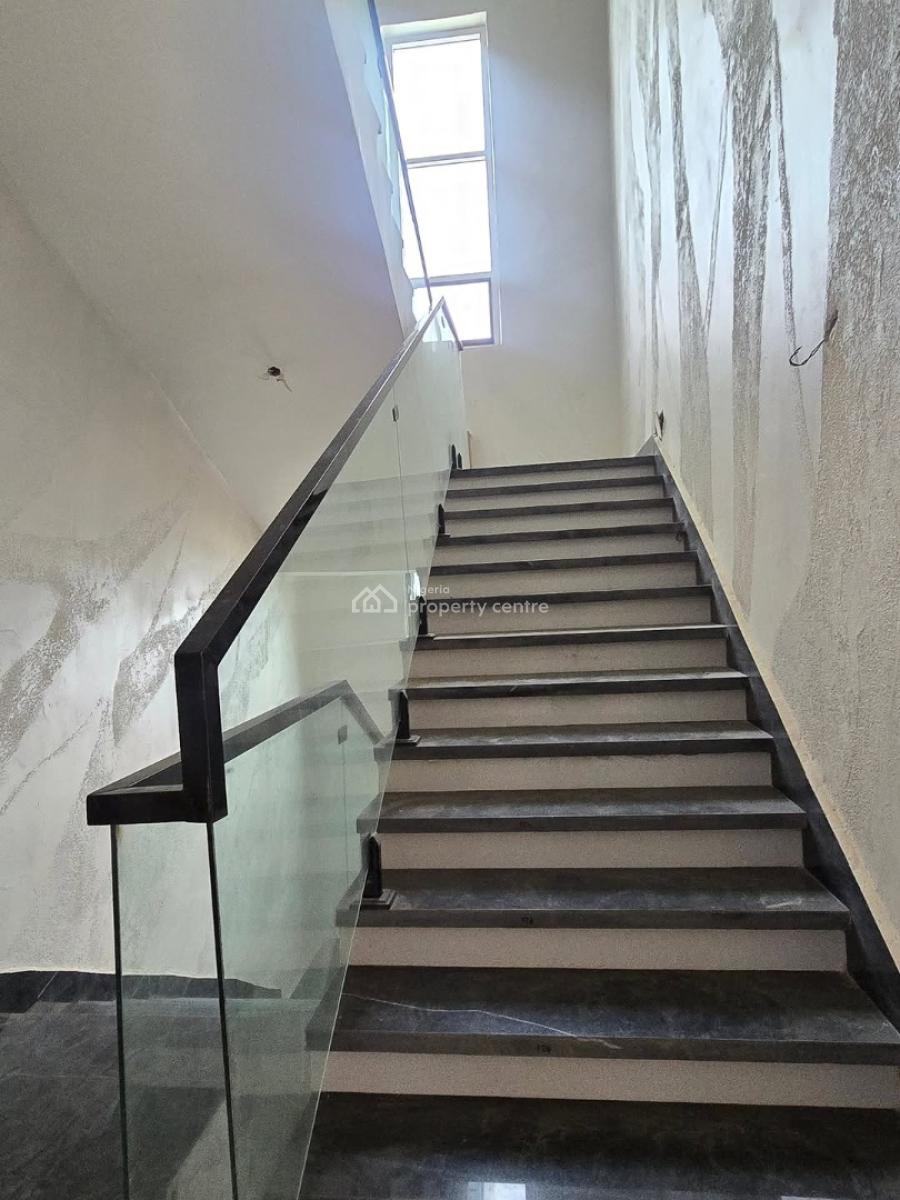 5 Bedrooms Detached Duplex with Bq, Jahi, Abuja, Detached Duplex for Sale