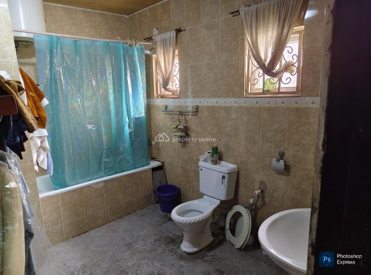 5-bedroom Cool Spacious House with Adequate Parking, Northern Foreshore Estate, Chevron Drive, Lekki, Lagos, Detached Duplex for Sale