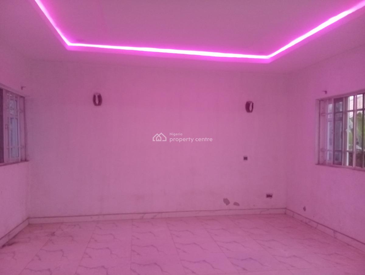 a Luxurious Spacious 2 Bedroom, Area 5 Opic, Agbara-igbesa, Lagos, Flat / Apartment for Rent