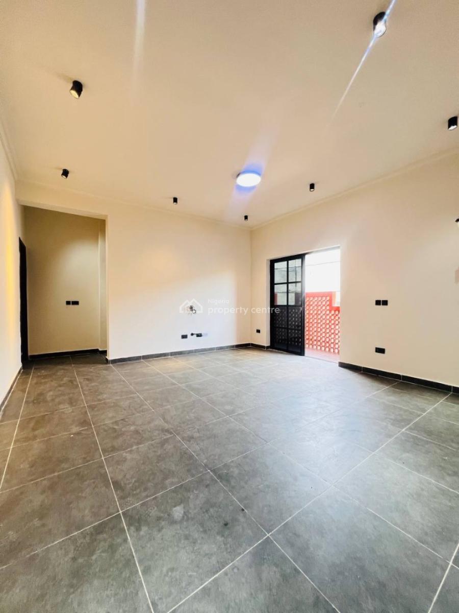 Finished 3 Bedroom Apartment, Lekki Phase 1, Lekki, Lagos, Block of Flats for Sale