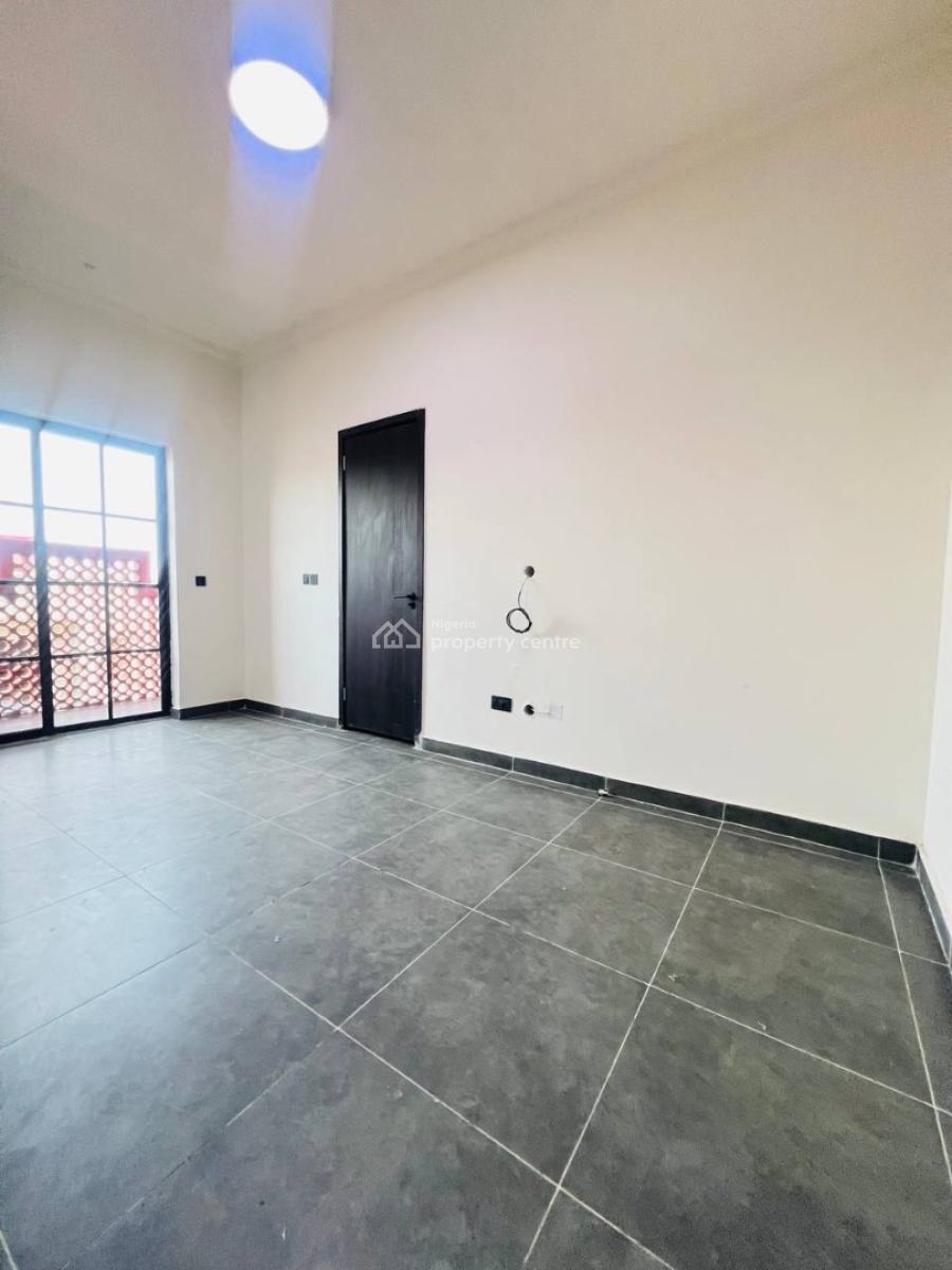 Finished 3 Bedroom Apartment, Lekki Phase 1, Lekki, Lagos, Block of Flats for Sale
