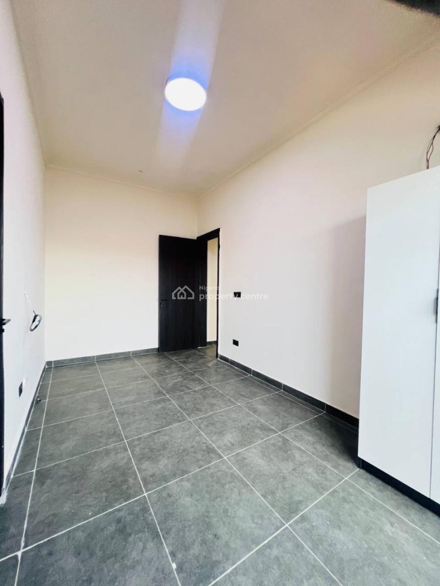 Finished 3 Bedroom Apartment, Lekki Phase 1, Lekki, Lagos, Block of Flats for Sale