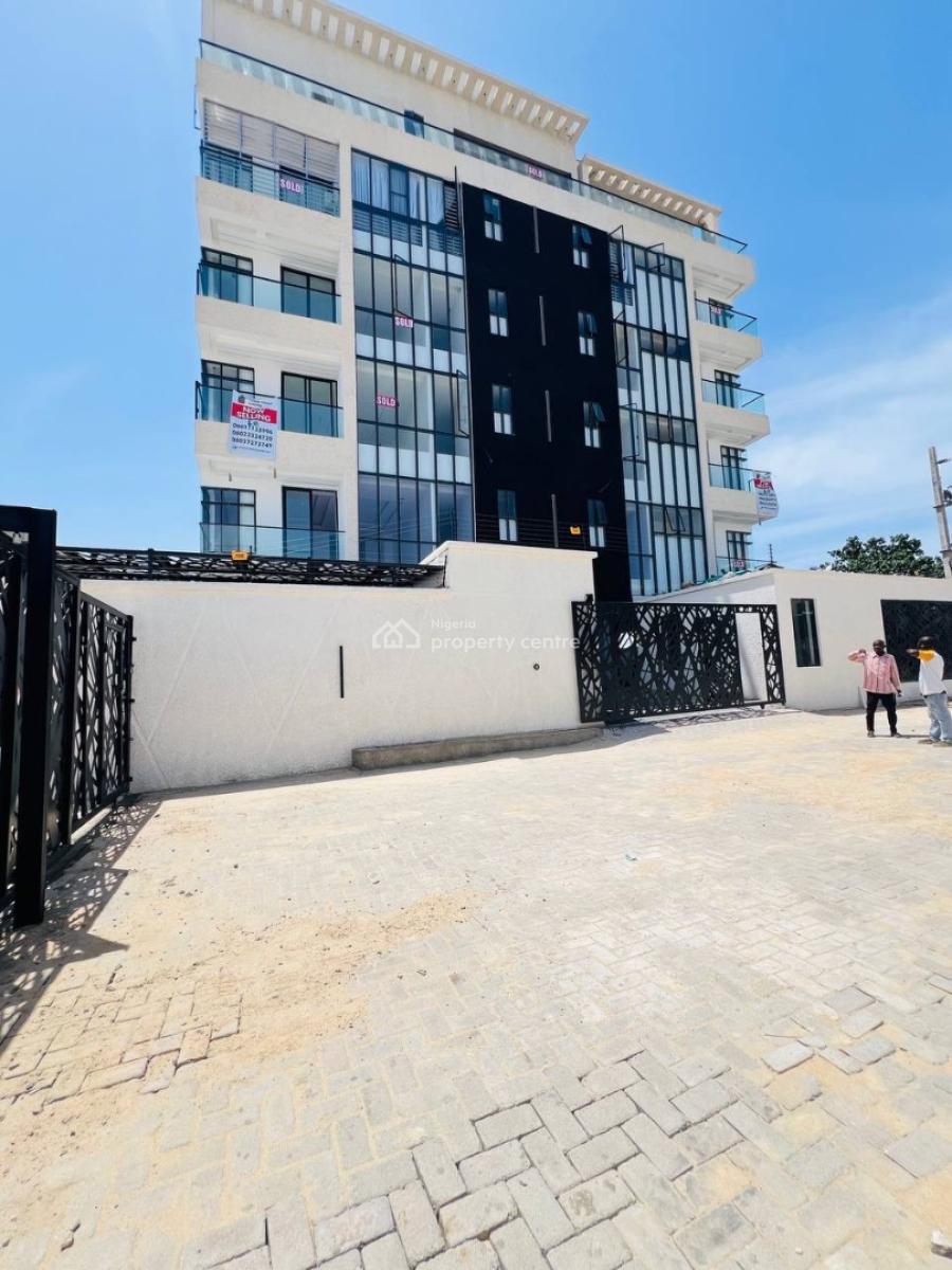1 & 2bedroom Apartment, in a Great and Service Estate, Ikate, Lekki, Lagos, Block of Flats for Sale