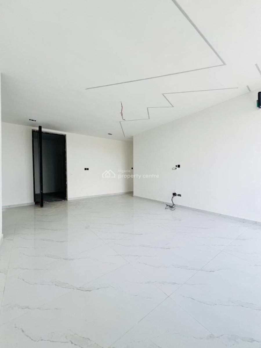 1 & 2bedroom Apartment, in a Great and Service Estate, Ikate, Lekki, Lagos, Block of Flats for Sale