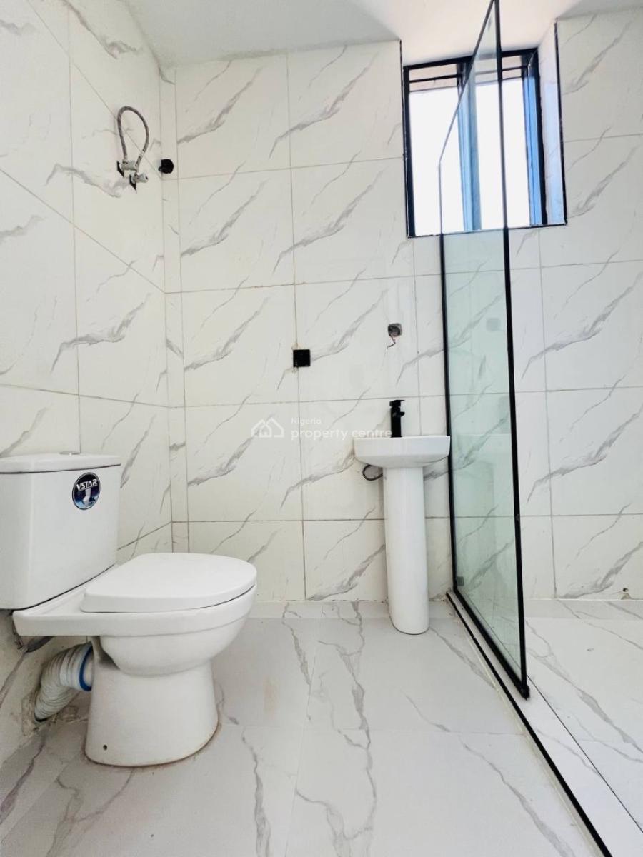 1 & 2bedroom Apartment, in a Great and Service Estate, Ikate, Lekki, Lagos, Block of Flats for Sale