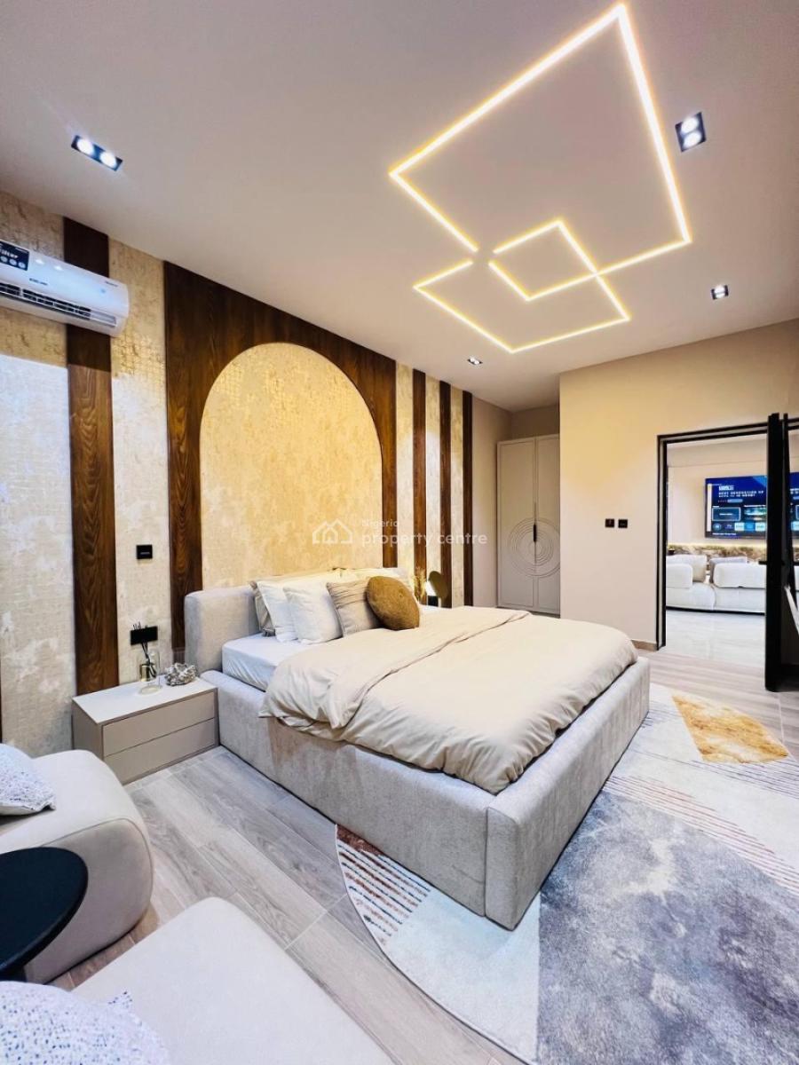 Ultral Luxury 2bedroom Apartment, Unique, Ultra, Fully Service and Spacious 2bedroom Apartment, Lekki Phase 1, Lekki, Lagos, Block of Flats for Sale