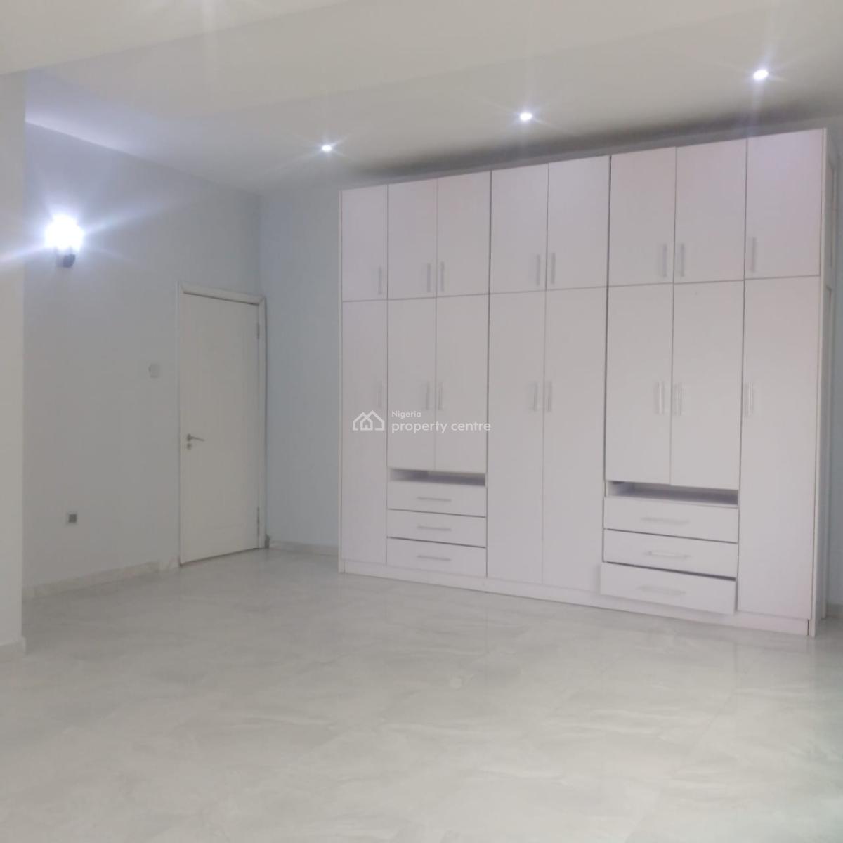 Well Clean 4 Bedroom Semi Detached Duplex, Riverpark Estate Lugbe Abuja, Lugbe District, Abuja, Semi-detached Duplex for Rent