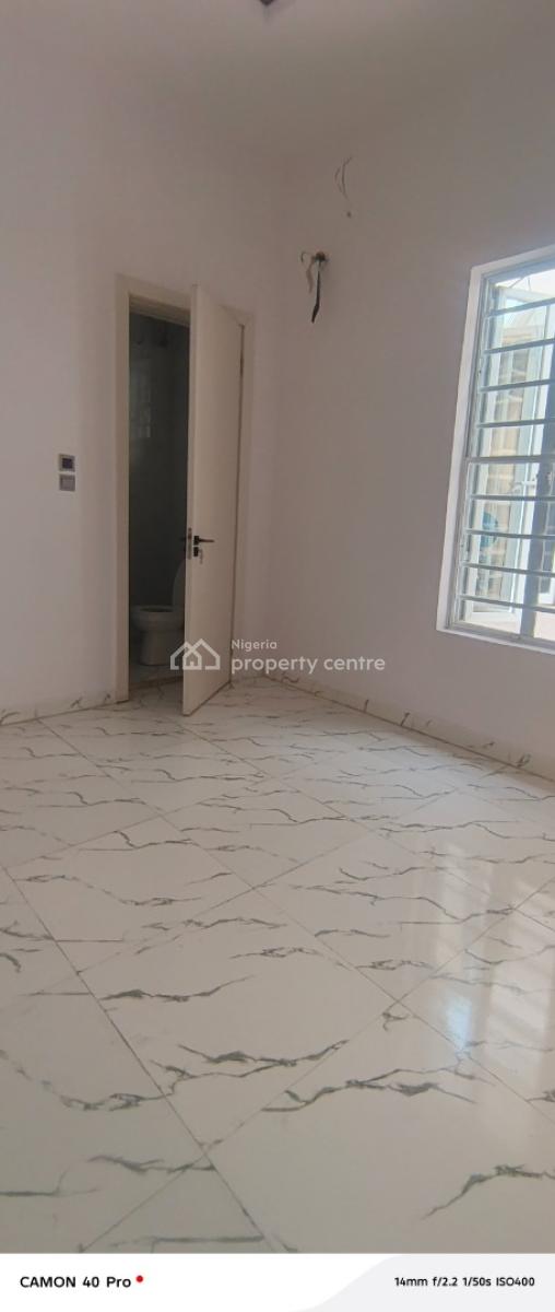 Single Room Shared Apartment in Agungi Opposite Dmatel Hotel, Opposite Dmatel Hotel, Agungi, Lekki, Lagos, Self Contain (single Rooms) for Rent